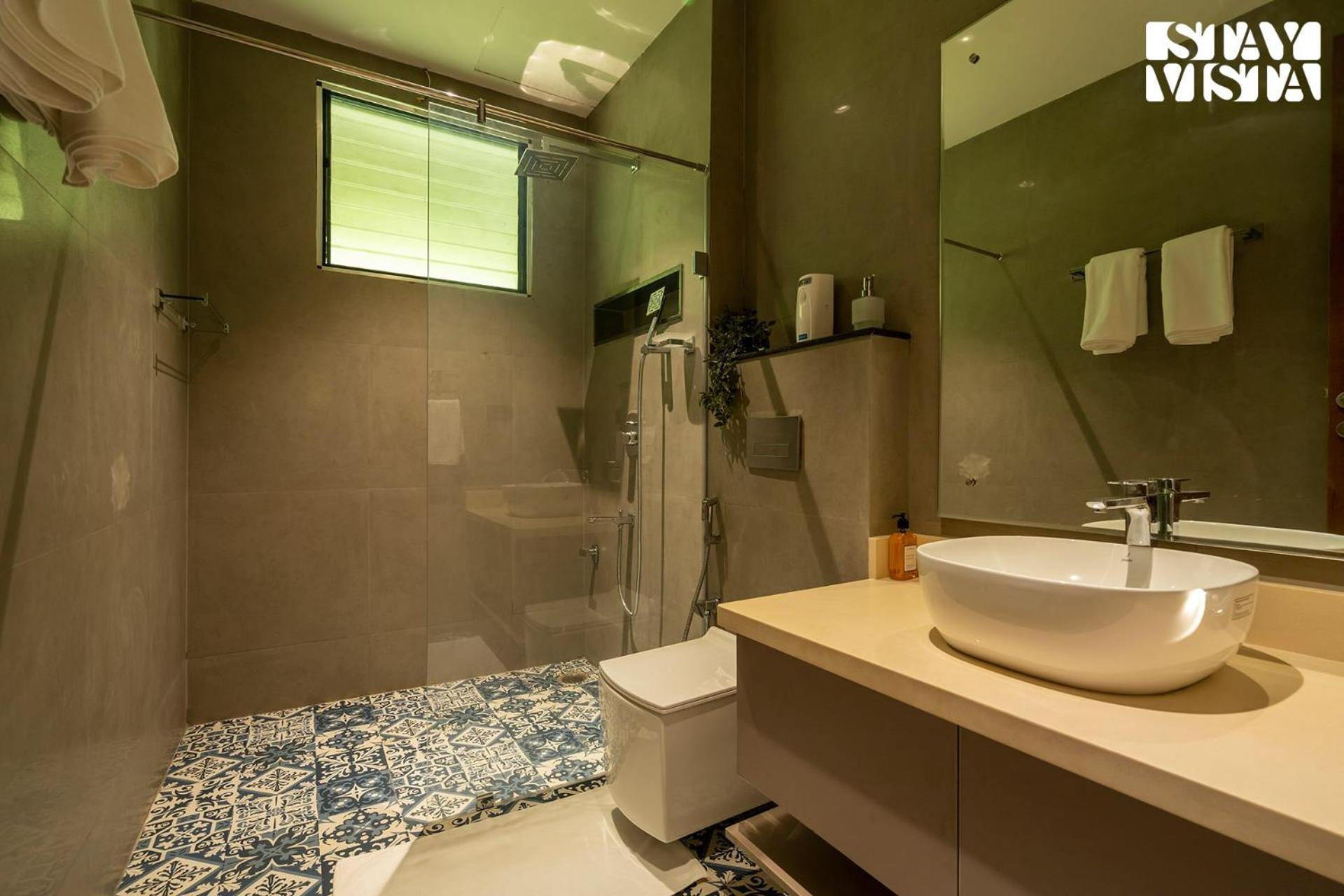 Stayvista At M Villa With Breakfast Included 班加罗尔 外观 照片