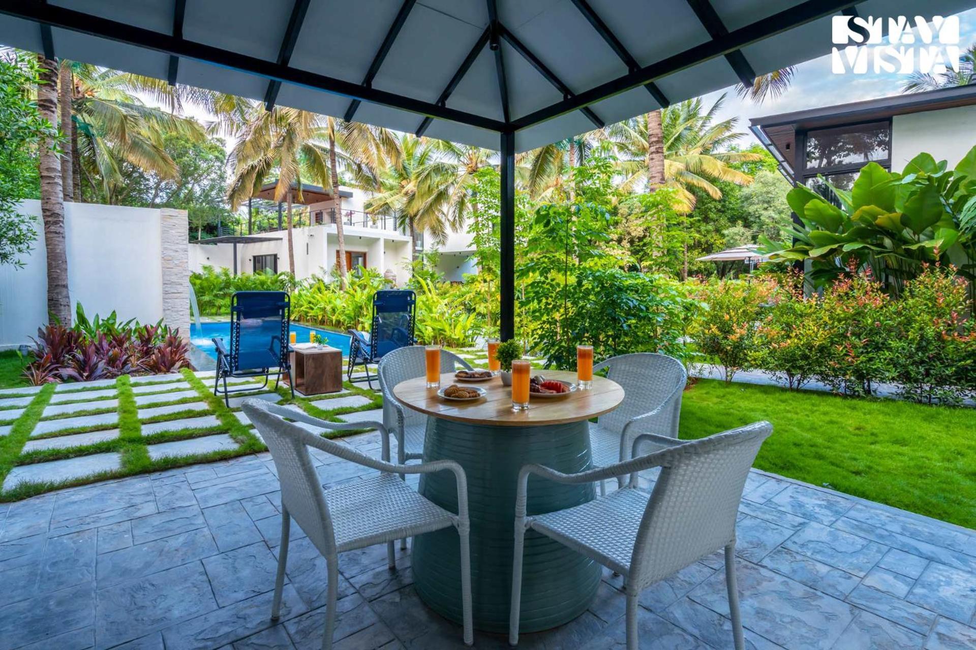 Stayvista At M Villa With Breakfast Included 班加罗尔 外观 照片