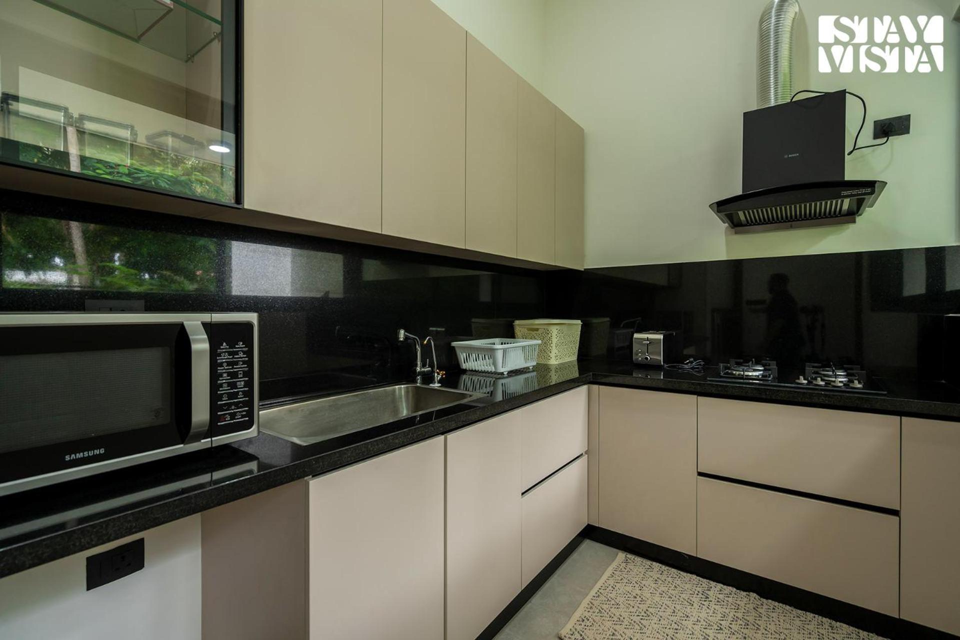 Stayvista At M Villa With Breakfast Included 班加罗尔 外观 照片